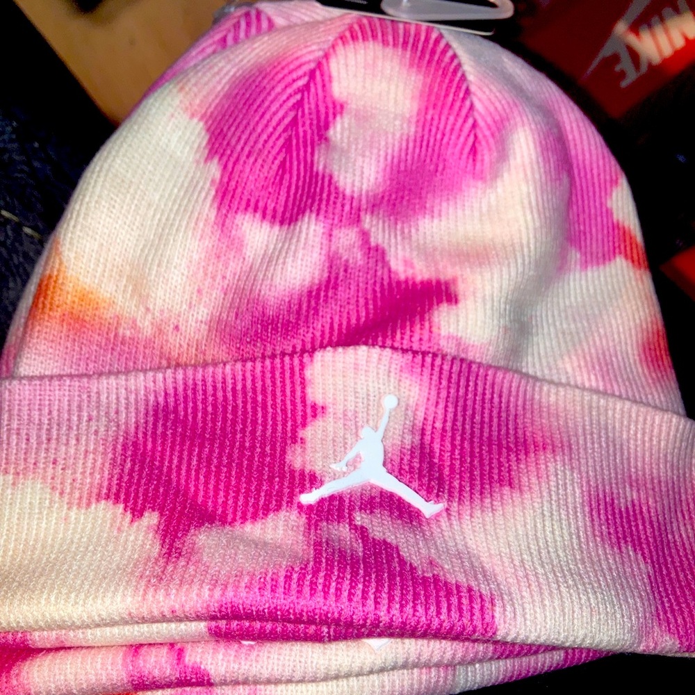 Micheal Jordan pink and white junior beanie.